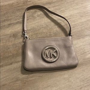 michael kors hand bag